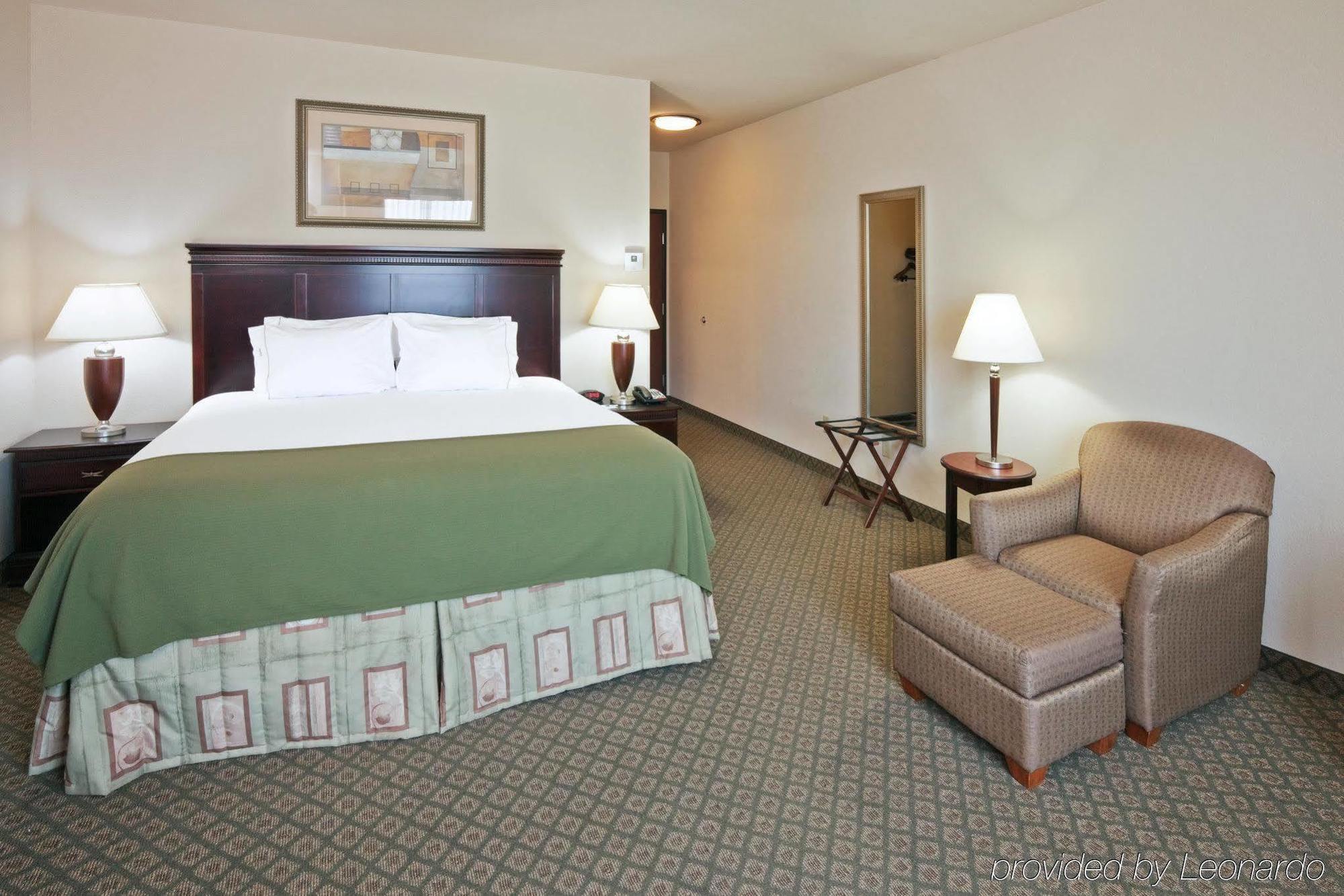 Holiday Inn Express Hotel And Suites Corsicana I-45 By Ihg Rom bilde
